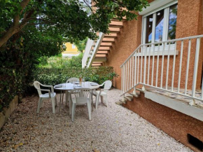 Marseillan Plage : Appartement 6 pers avec Terrasse, Parking et Option Internet - FR-1-387-159